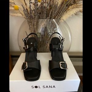 Sol Sana Strappy Heel Sandal SZ 7